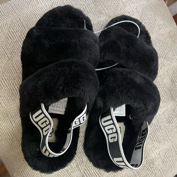 NWT BLACK UGG FLUFF YEAH SLIDES SLIP ON SLIPPERS SHOES US SIZE
